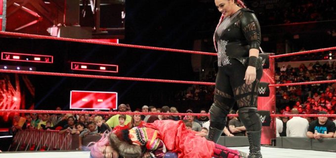 【WWE】RAWに登場したアスカはナイア・ジャックスの襲撃を受け因縁が勃発！次週対戦が決定！！
