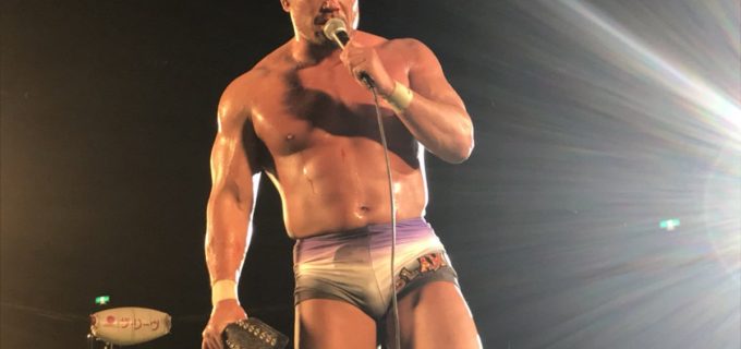 【プロレスリング・ノア】杉浦、拳王に時代を渡さず！ 試合後、挑戦表明をした小峠が、餞別代わりの頭突きを見舞うと頭部から流血しながらも「いつでもやってやるよ！」