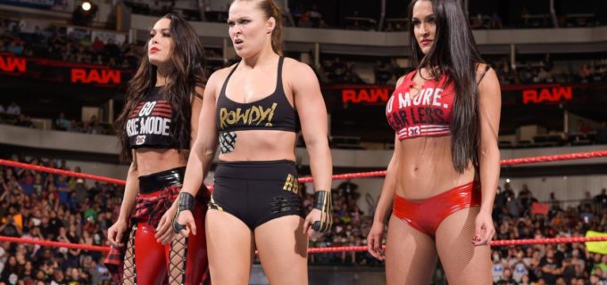 【WWE】ロンダ、ベラ・ツインズと盟友ナタリヤの仇討ち