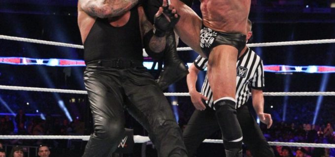 【WWE】アンダーテイカー“最後の対決” 敗戦も、トリプルH＆マイケルズを破壊