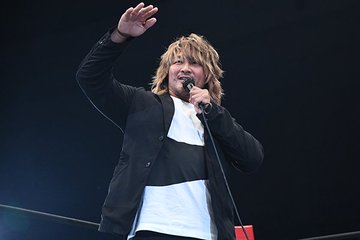 【新日本】欠場中の棚橋弘至が登場！6.5両国での復帰を宣言！ その前に現れたのはジェイ・ホワイト……！