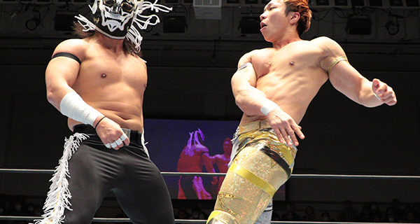 【新日本】デスペラードの“罵倒”にYOHの怒りが大爆発！試合後のデスペラードは「言われて翌日に怒るとかさ、感情出すとかさ、そんなことは若手のやることだ。小松、テメーだ！」YOHは「何とでも言えばいいよ。だったら響くまでトコトンやってやる」