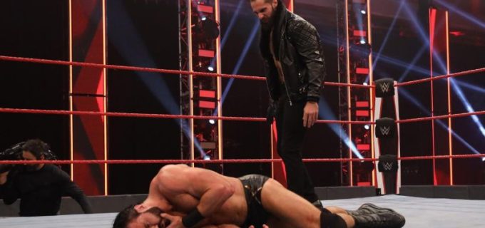【WWE】ロリンズが王座戦を前にマッキンタイアを奇襲