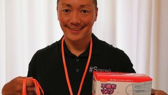 #STRONGHEARTSが北海道の高齢者施設と保育園にマスク、ネームストラップを寄贈