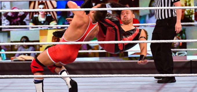 【WWE】中邑＆セザーロがチームワーク発揮も8人タッグ戦で勝利ならず