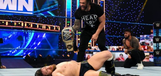 【WWE】王者レインズが王座挑戦権を逃したブライアンをギロチンKO