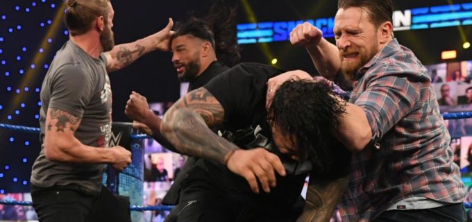 【WWE】レインズ＆ジェイとブライアン、エッジがPPV「ファストレーン」の調印式で大乱闘