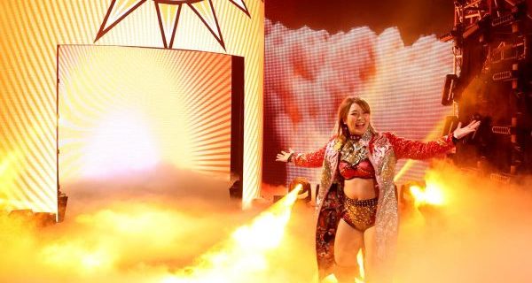【WWE】“太陽の戦士”サレイがアマリ・ミラーを強烈なドロップキックで撃破