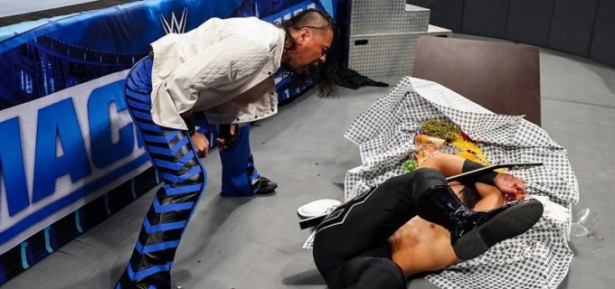 【WWE】中邑真輔がウンベルトを“サンクスギビング”テーブル葬もブーグスは敗戦