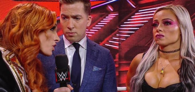 【WWE】王者ベッキー・リンチが次期挑戦者リブ・モーガンの顔面エルボーを食らって遺恨激化