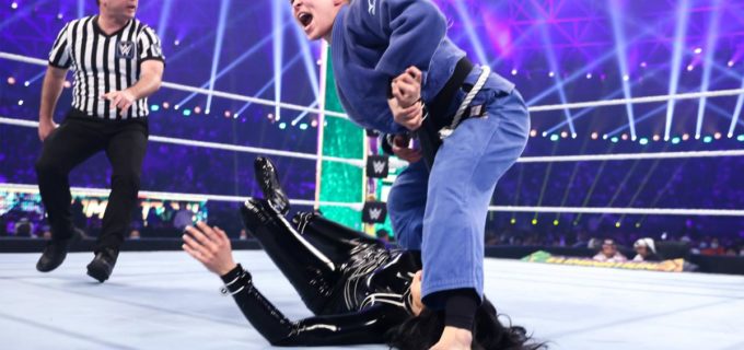 【WWE】ロンダ・ラウジーが“腕1本”で王者シャーロットとの前哨タッグ戦に勝利