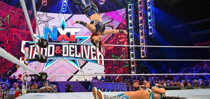 【WWE】紫雷イオが屈辱のピンフォール負け 王座奪取目前まで迫るもマンディの顔面ランニングニーで撃沈