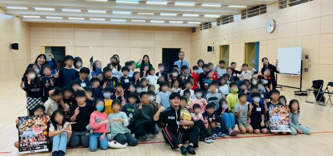 【大日本】神谷英慶が台湾・台北市にある台北日本人学校を訪問
