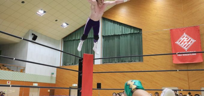 【九州プロレス】大注目のダイナマイト･キッド日本デビュー戦。元祖〝爆弾小僧〟を彷彿させる完璧な勝利！